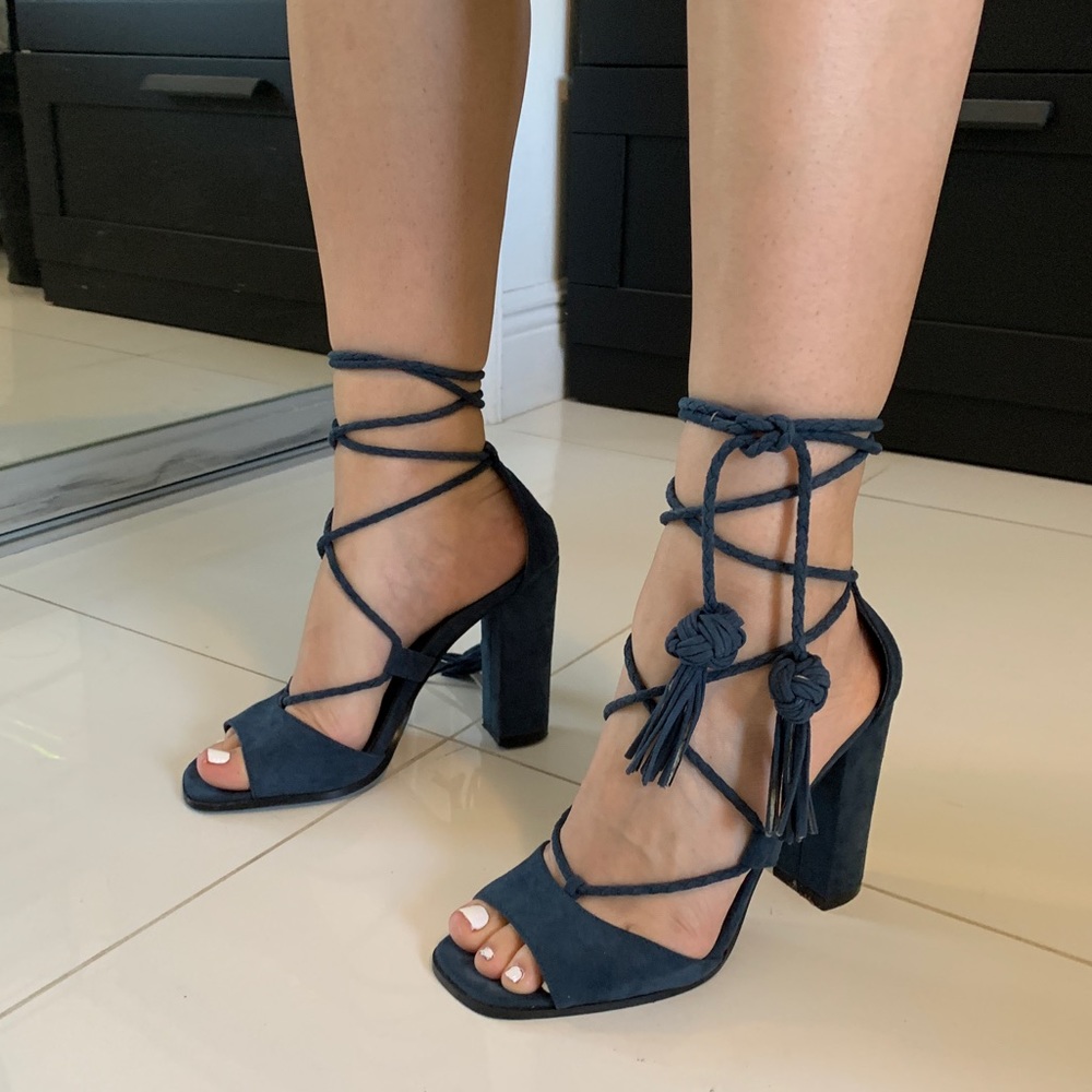 NASTY GAL NAVY TASSELED ROPE HEELS  (7.5)